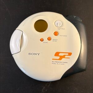 Sony Walkman D-SJ301 CD-R/RW Portable CD Player S2-G Protection FOR PARTS REPAIR
